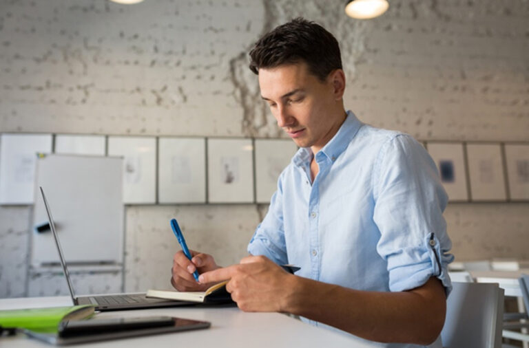 Top 5 Richest People in the World in 2021